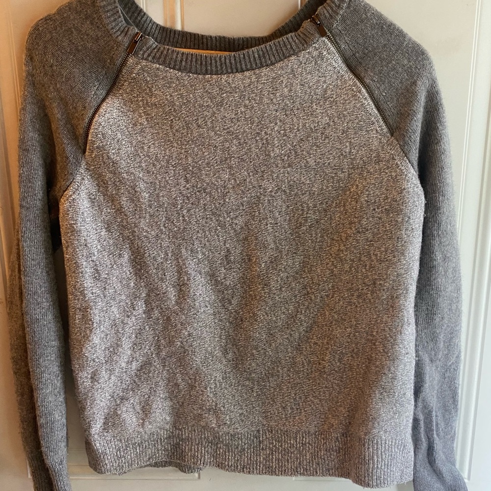 Banana Republic Gary SweatShirt size s.